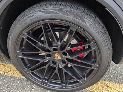 صورة 8 لـ 2025 Porsche MACAN