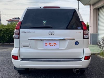 TOYOTA LAND CRUISER - 4