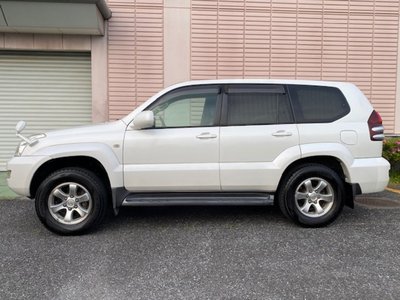 TOYOTA LAND CRUISER - 5