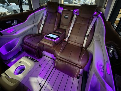 MERCEDES-BENZ GLS - 9