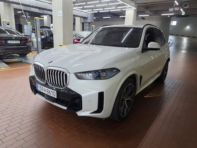 2025 BMW X5 照片 2