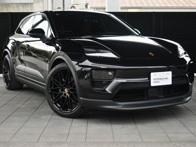 PORSCHE MACAN - 4