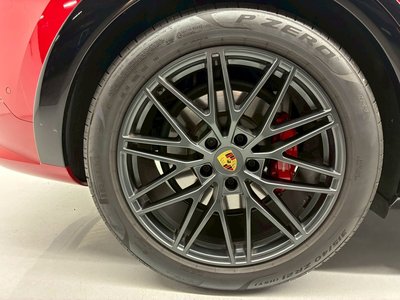 2024 Porsche CAYENNE thumbnail 13