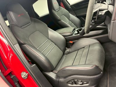 2024 Porsche CAYENNE thumbnail 24