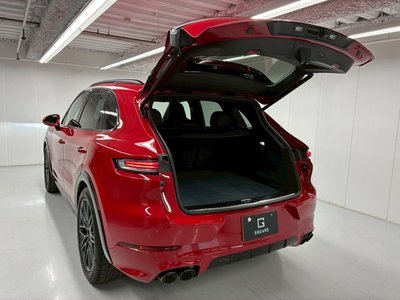 2024 Porsche CAYENNE thumbnail 65