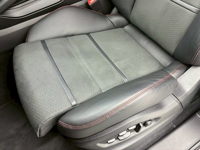 2024 Porsche CAYENNE thumbnail 49
