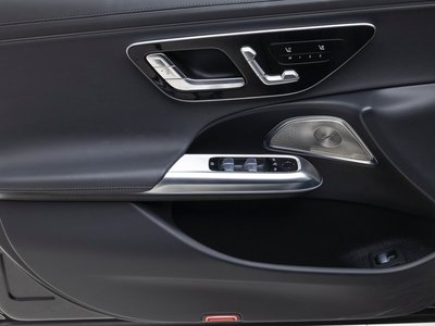 2025 Mercedes-BENZ E-CLASS thumbnail 15