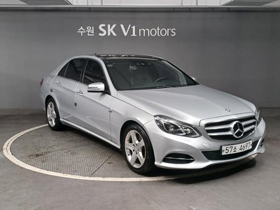 MERCEDES-BENZ E-CLASS - 6