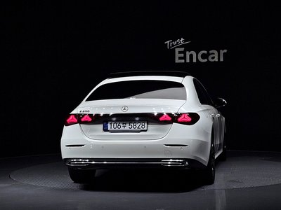 2025 Mercedes-BENZ E-CLASS 照片 4
