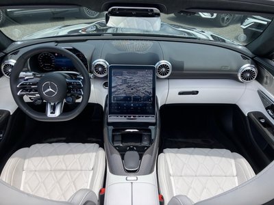 2025 Mercedes-BENZ SL AMG — фото 8