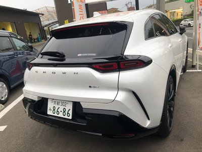 TOYOTA CROWN SPORT - 9