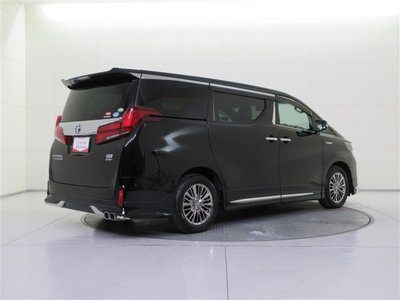 TOYOTA ALPHARD - 5