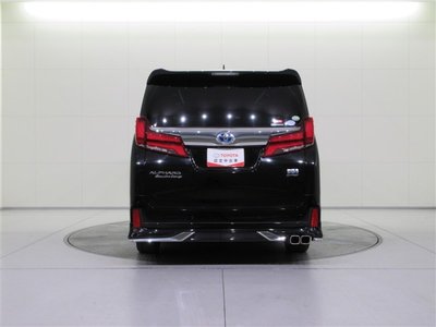 TOYOTA ALPHARD - 4