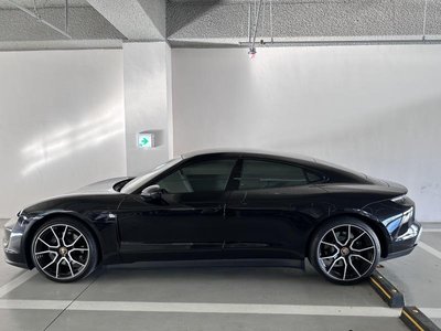 2024 Porsche TAYCAN — миниатюра 11