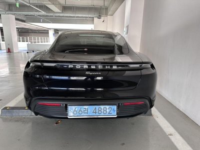 2024 Porsche TAYCAN — миниатюра 12