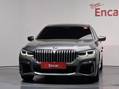 BMW 7 SERIES - 2