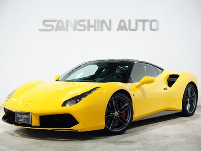 FERRARI 488 - 1
