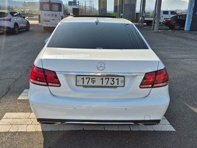 MERCEDES-BENZ E-CLASS - 3