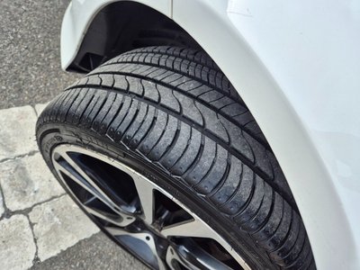 MERCEDES-BENZ E-CLASS - 6