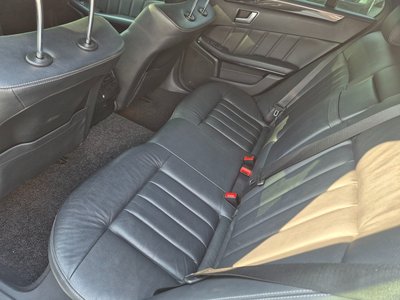 MERCEDES-BENZ E-CLASS - 4