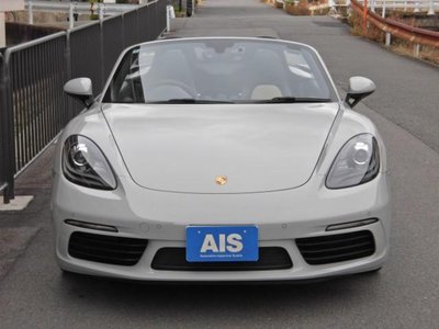 PORSCHE 718 BOXSTER - 3