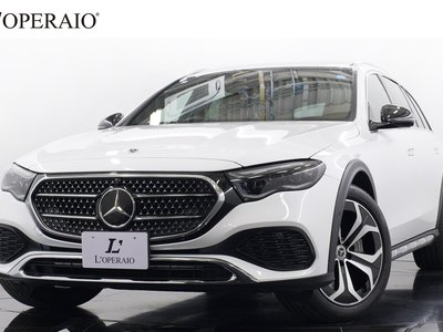 MERCEDES-BENZ E-CLASS - 1