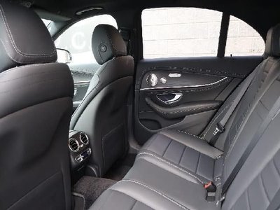MERCEDES-BENZ E-CLASS - 4