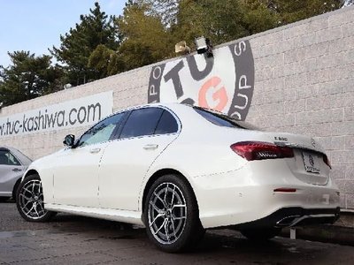 MERCEDES-BENZ E-CLASS - 3