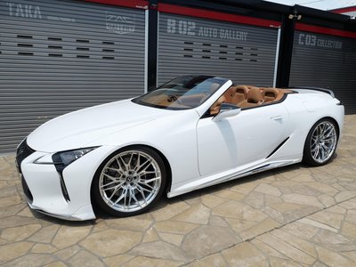 2020 Lexus LC CONVERTIBLE photo 3