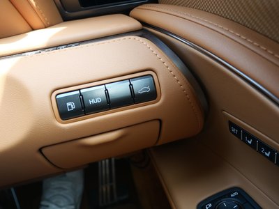 2020 Lexus LC CONVERTIBLE 缩略图 33