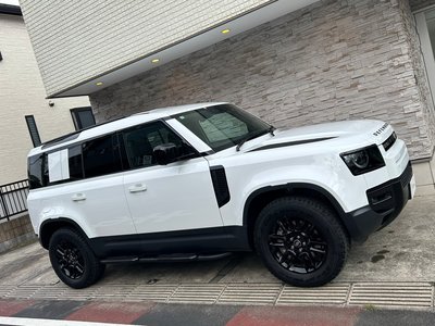 صورة 2 لـ 2025 LAND Rover DEFENDER