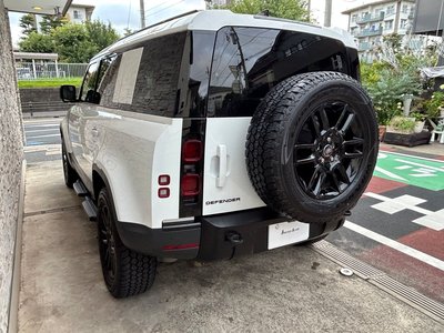 2025 LAND Rover DEFENDER — фото 9