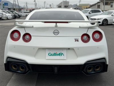 NISSAN GT-R - 5