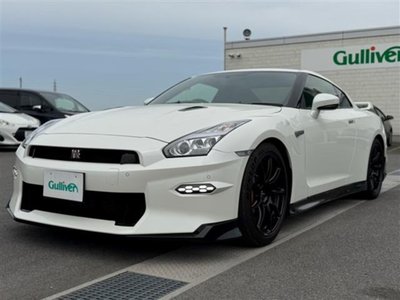 NISSAN GT-R - 3