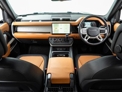 2024 LAND Rover DEFENDER — фото 4