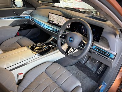 2024 BMW I7 — миниатюра 20