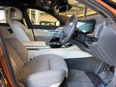 2024 BMW I7 — миниатюра 22