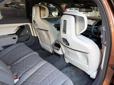 2024 BMW I7 — миниатюра 26