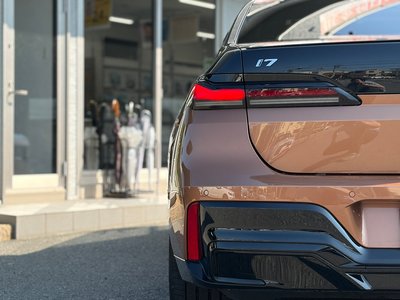2024 BMW I7 — миниатюра 13