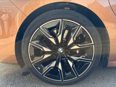 2024 BMW I7 — миниатюра 17