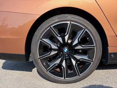 2024 BMW I7 — миниатюра 16