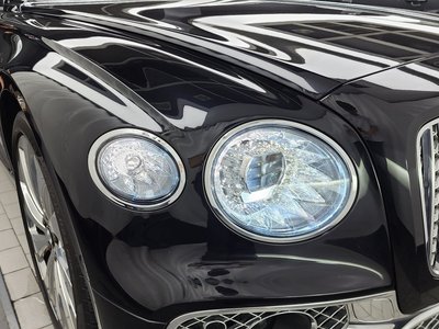 2022 Bentley FLYING SPUR 照片 9
