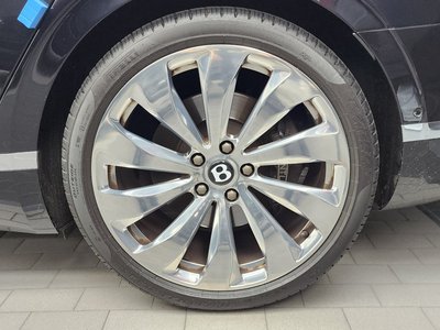 2022 Bentley FLYING SPUR 照片 8