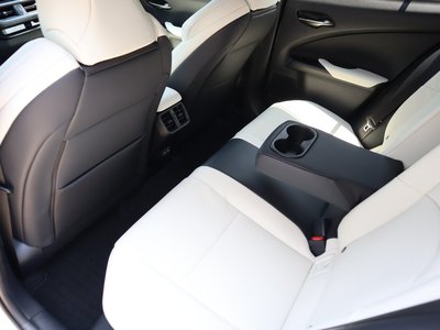 2026 Lexus UX — миниатюра 49