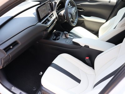 2026 Lexus UX — миниатюра 47