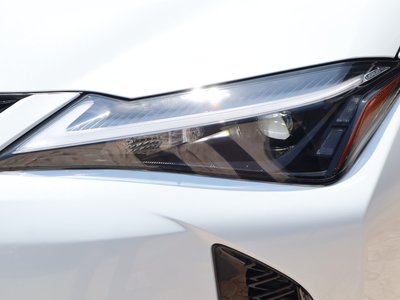 2026 Lexus UX — миниатюра 29