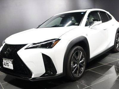 2026 Lexus UX 照片 1