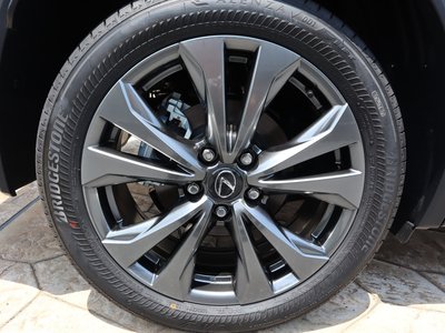 2026 Lexus UX — миниатюра 41