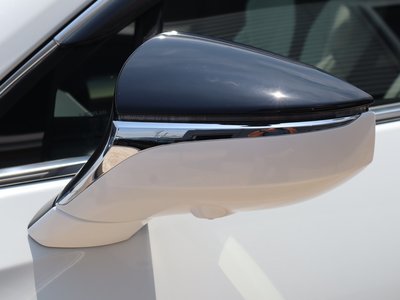 2026 Lexus UX — миниатюра 78