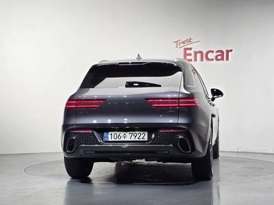 2021 Genesis GV70 photo 4